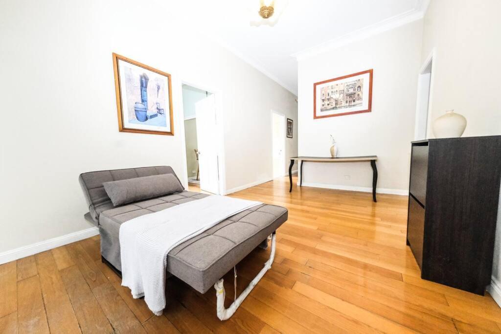 Five Dock Waterfront 2 Bed, Sleeps 6 Guests Holiday home Sydney